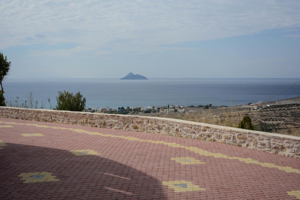 Villas Alexandros Petrino Каламаки Номер фото
